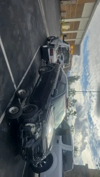 Fast Hook Towing accident recovery — damaged Toyota after collision