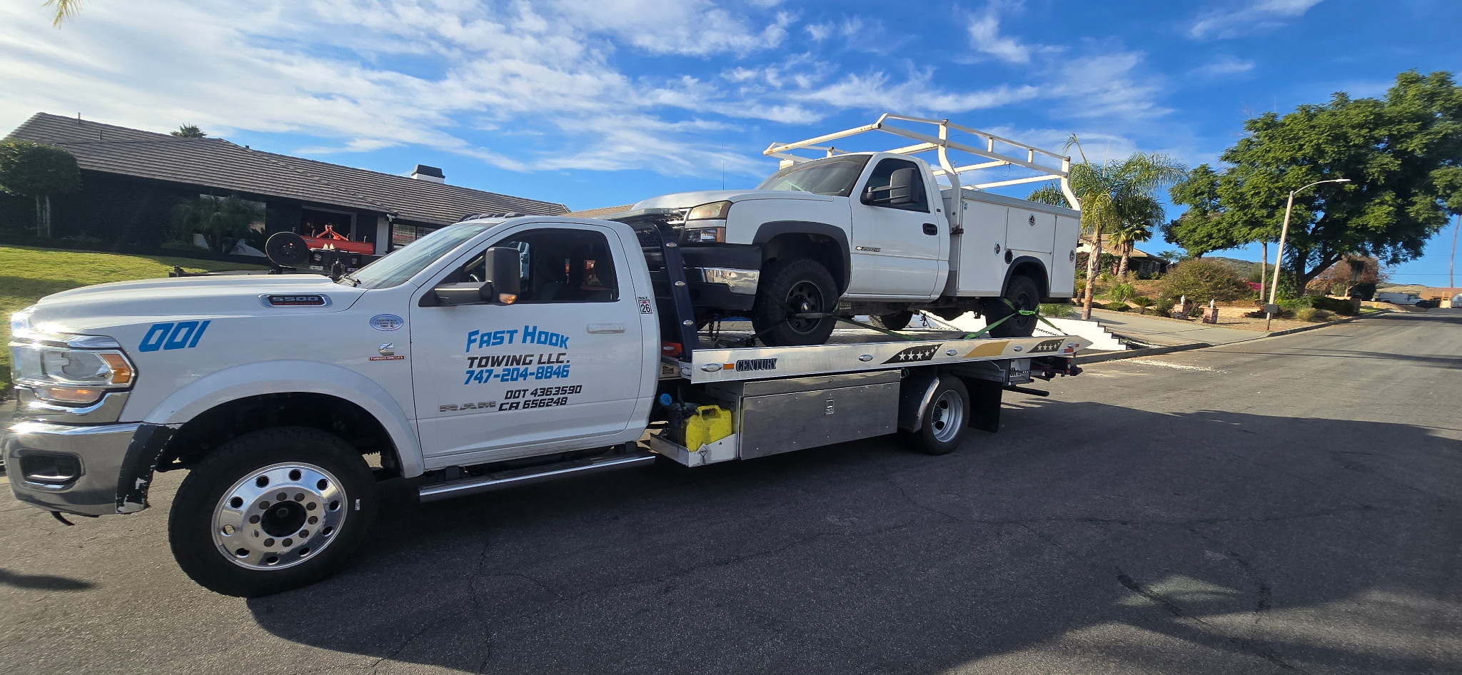Flatbed vs. Wheel-Lift Towing: Which Is Right for You?